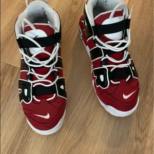 96 bulls Nike air uptempo USED